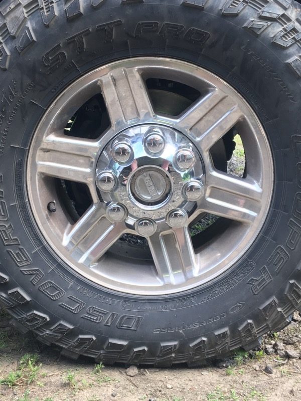 2001 Ram 2500 · Travis R.